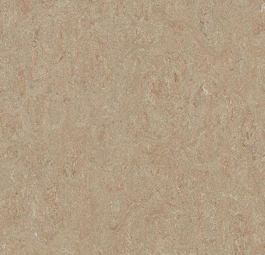 580335 weathered sand
