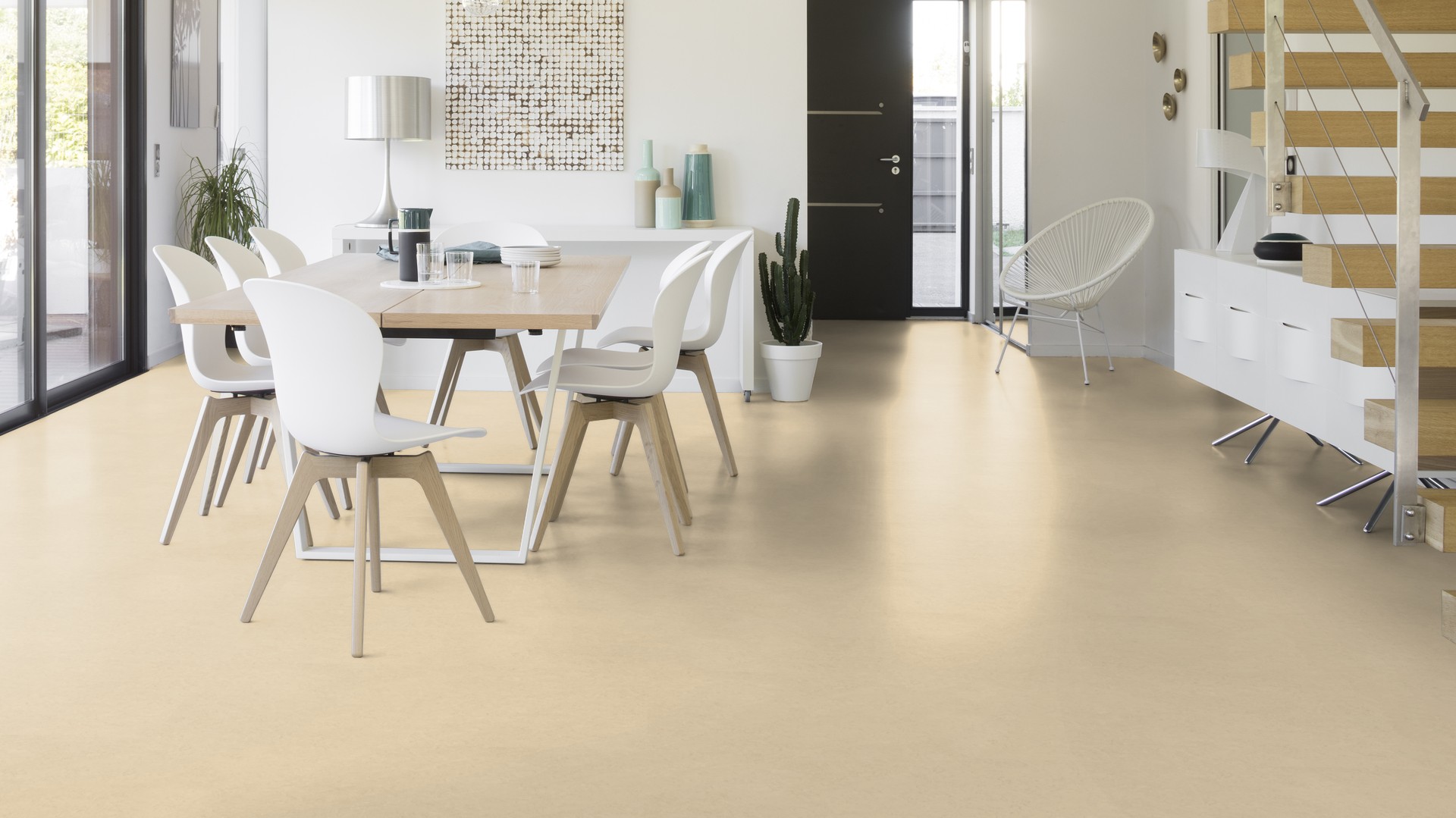 121-145 banana white